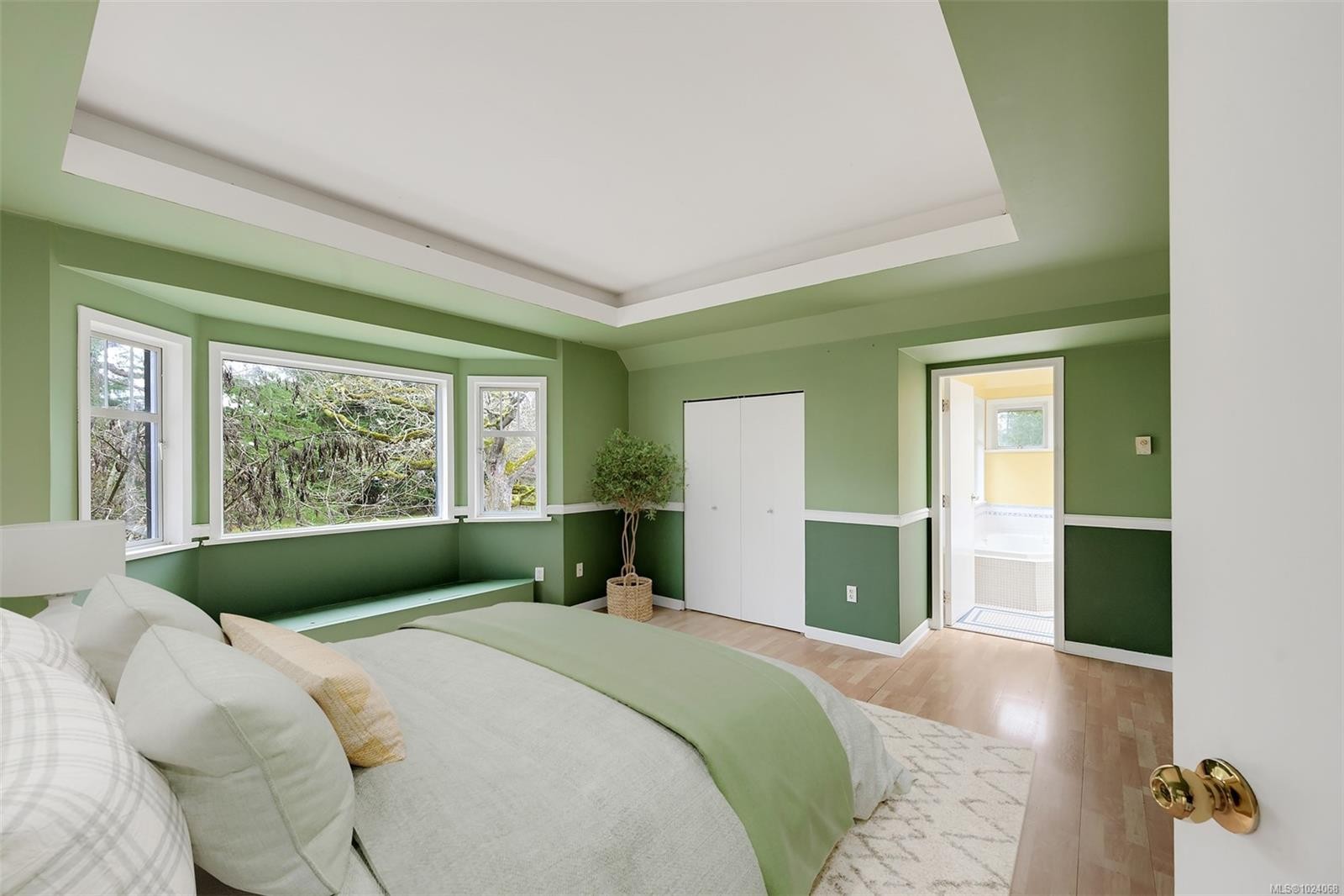 2930 Sea View Rd, Saanich, BC