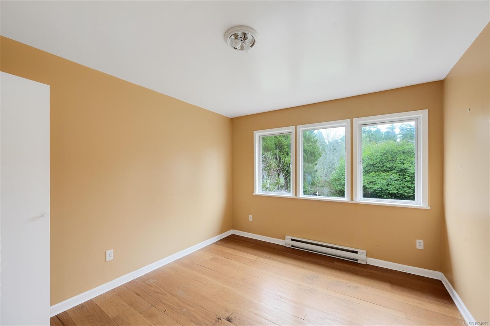 2930 Sea View Rd, Saanich, BC