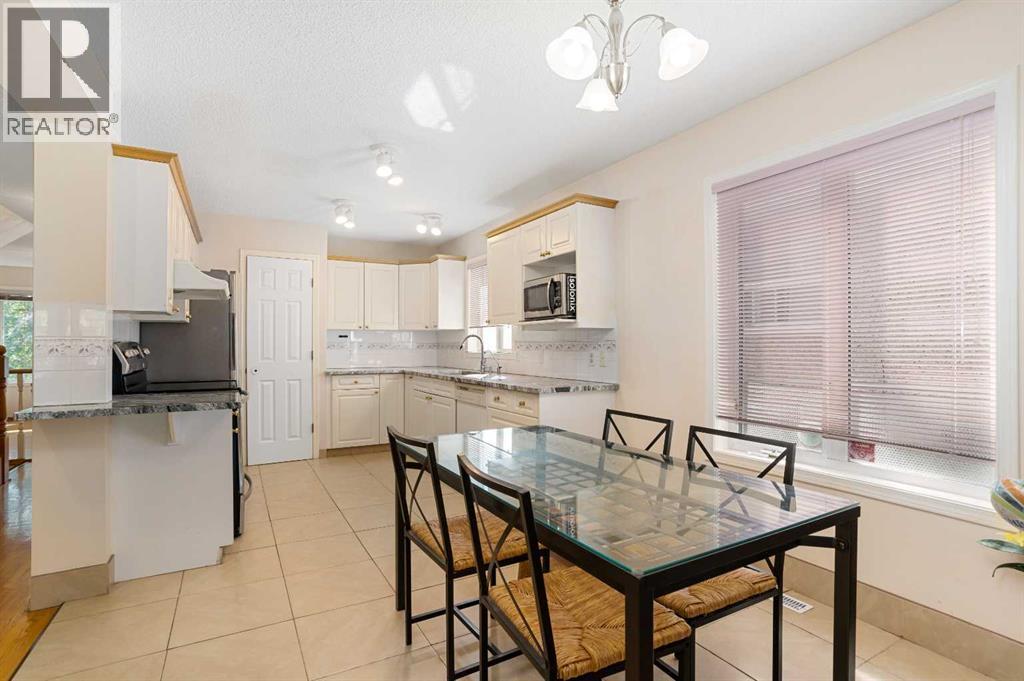 218 15 Avenue Nw, Calgary, AB - Indoor