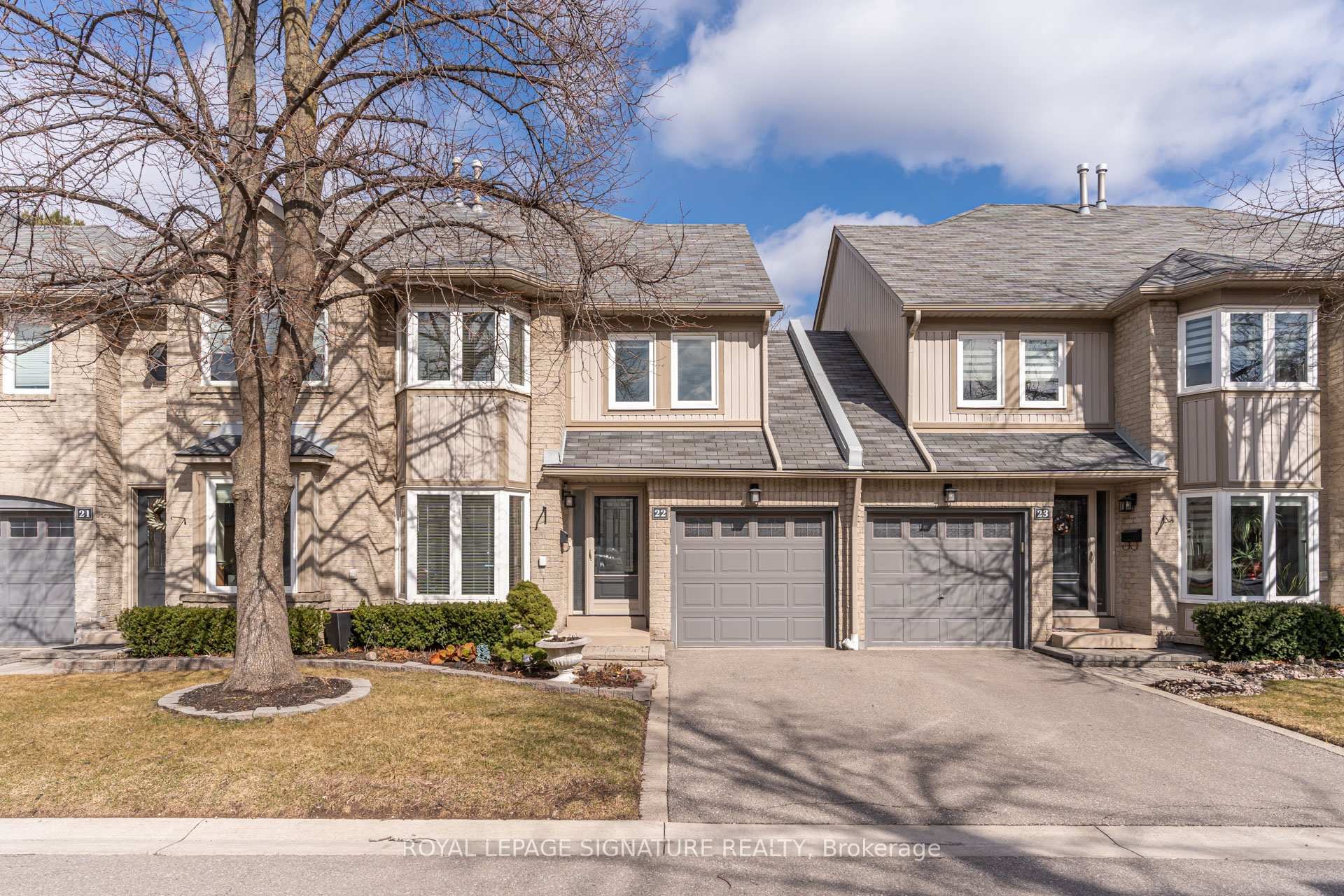 22-3420 South Millway Way, Mississauga, ON - Outdoor With Facade