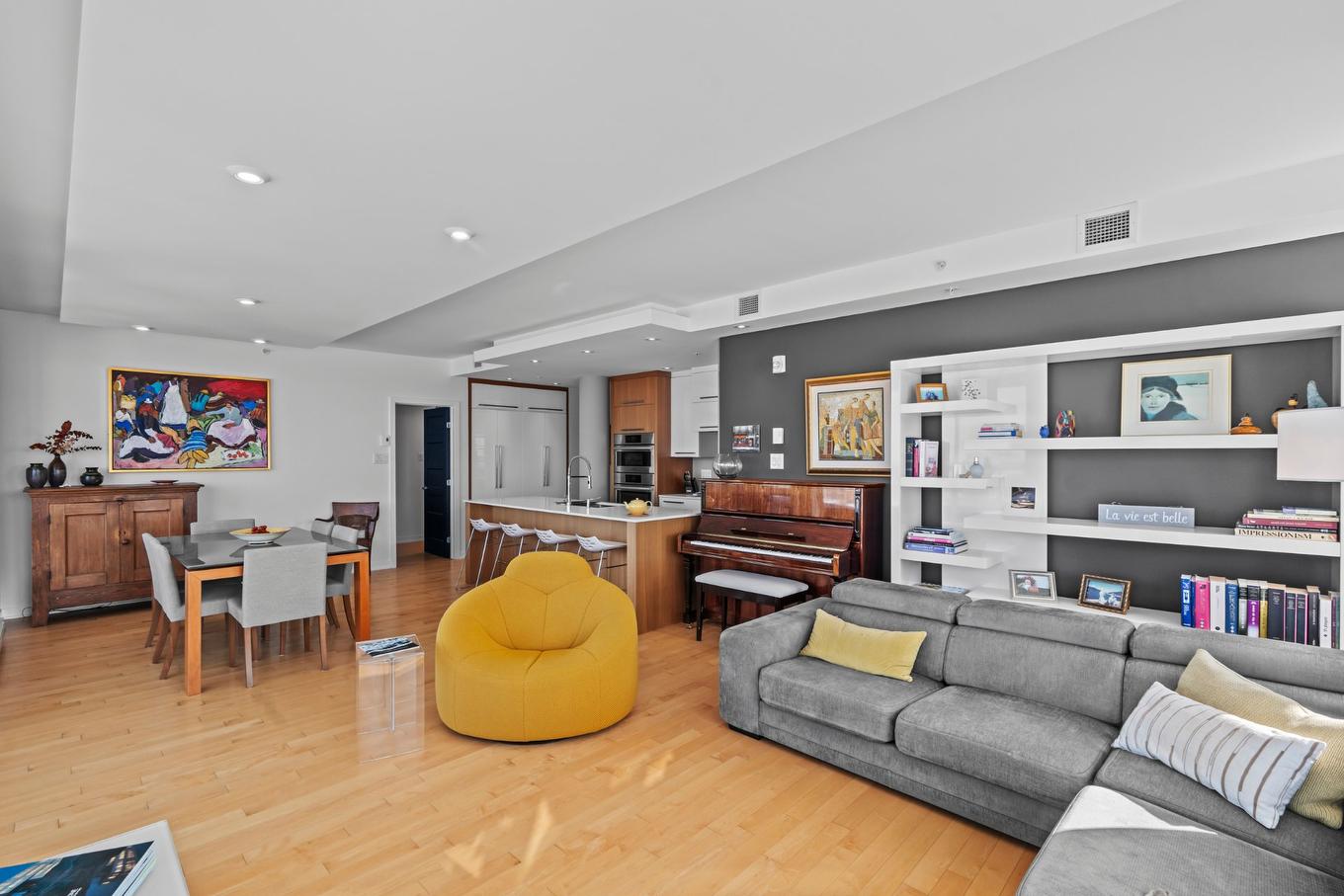 Overall view - 616-131 Ch. Bates, Mont-Royal, QC - Indoor Photo Showing Other Room