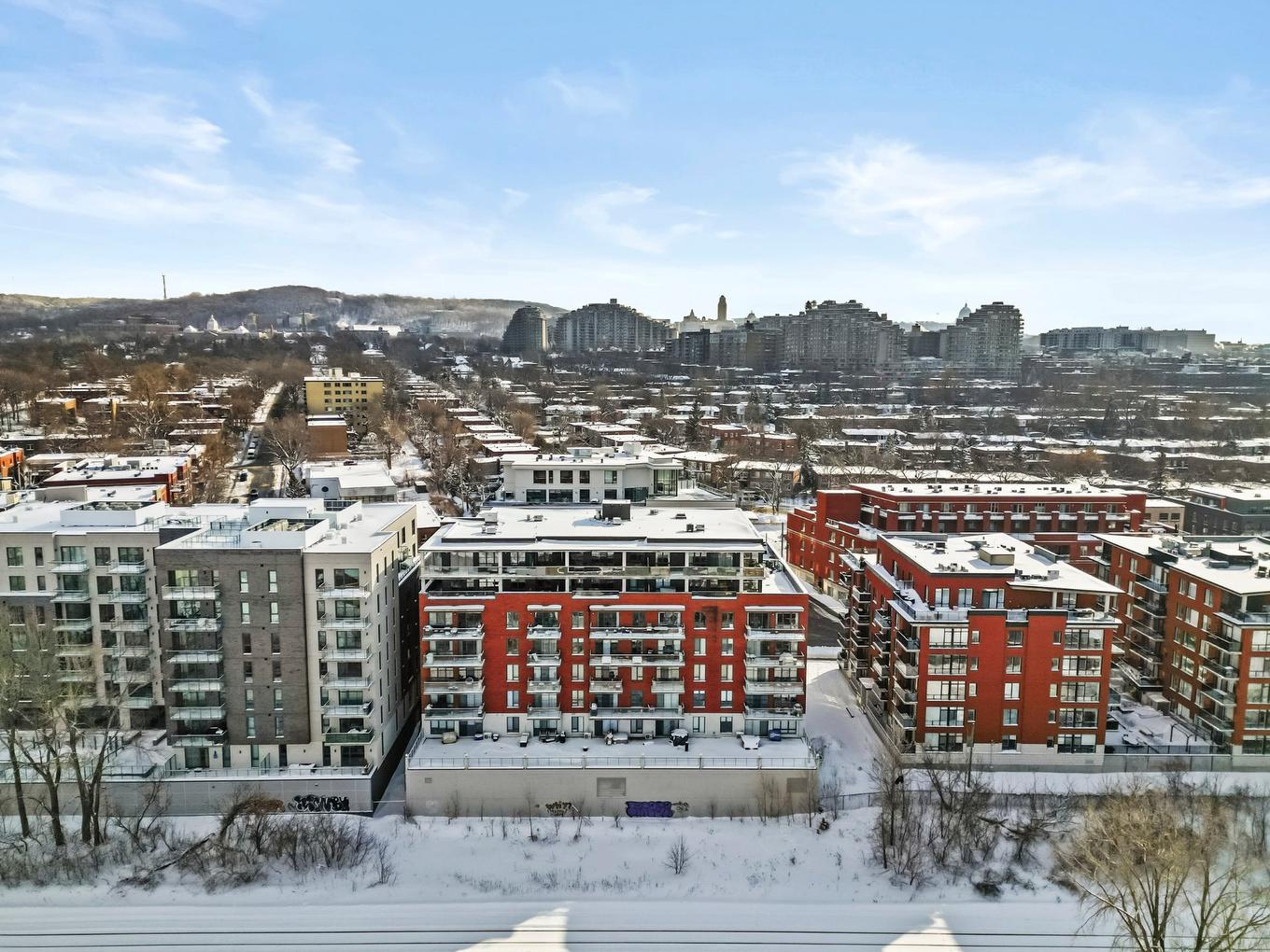 Aerial photo - 616-131 Ch. Bates, Mont-Royal, QC - Outdoor With View