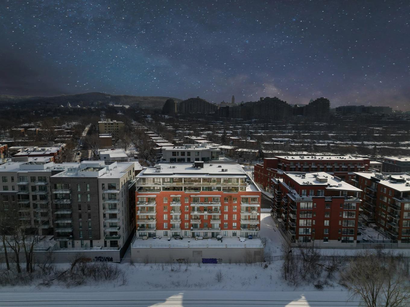 Aerial photo - 616-131 Ch. Bates, Mont-Royal, QC - Outdoor With View