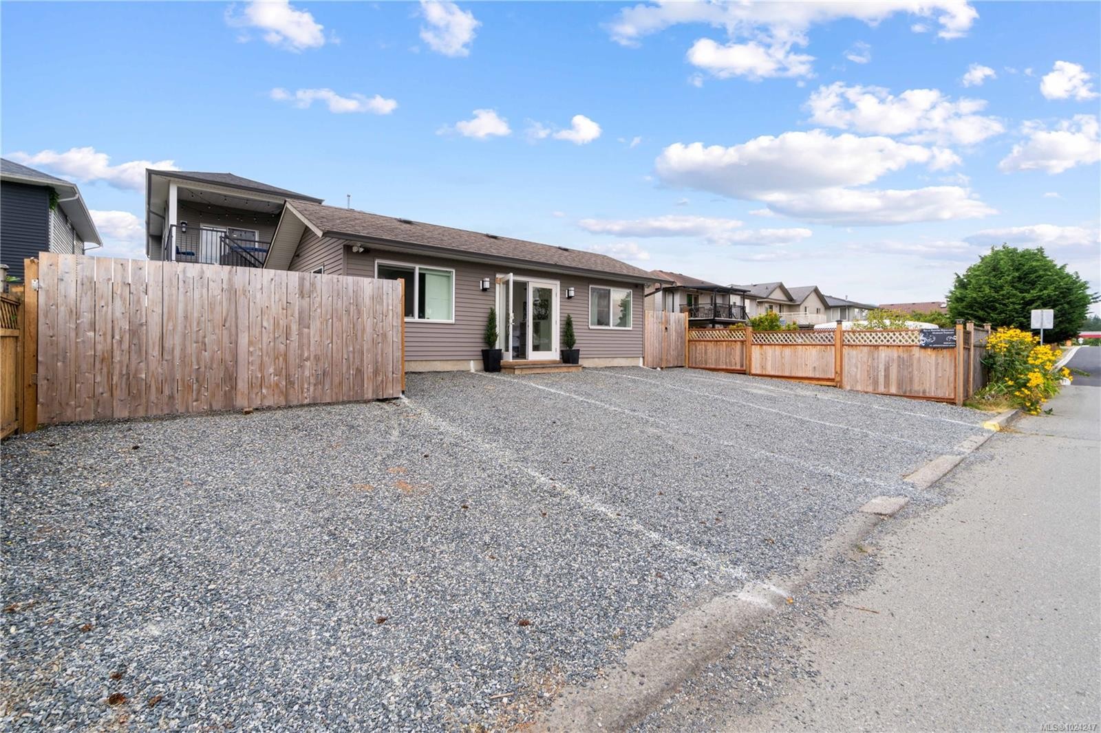 2148 Lark Cres, Nanaimo, BC