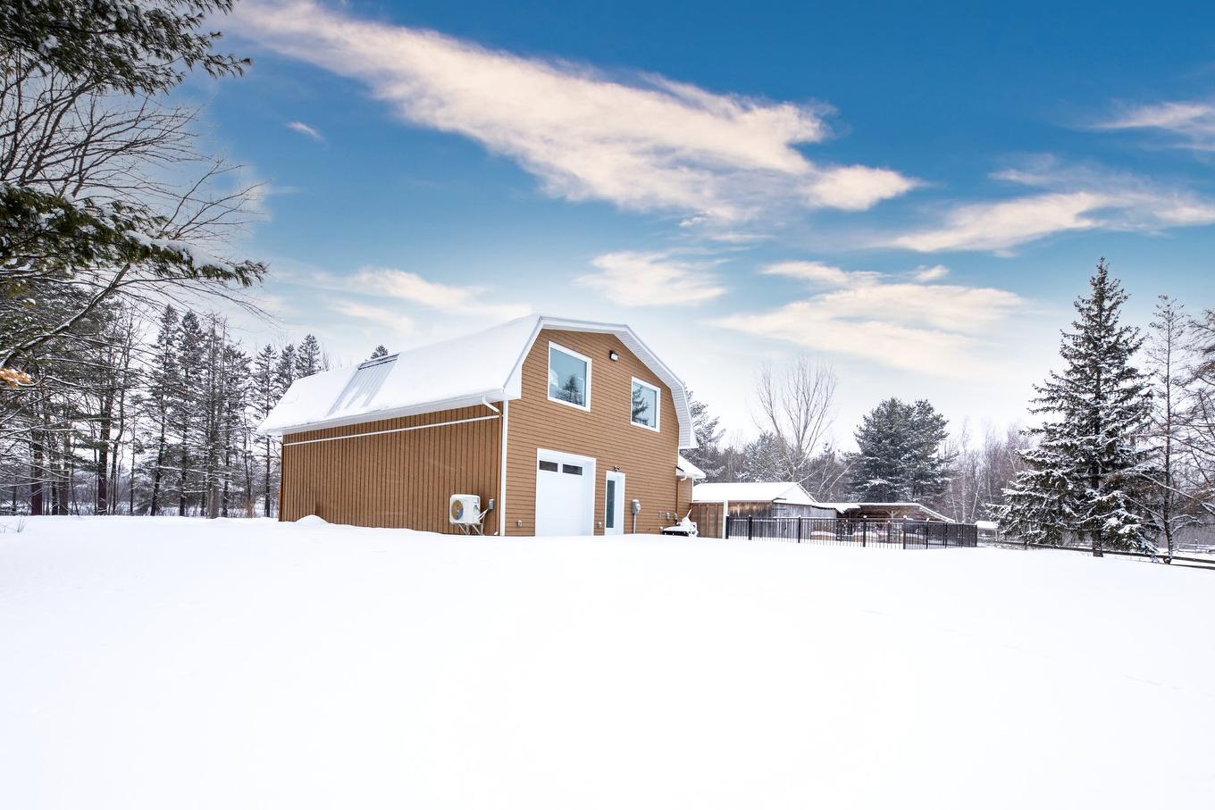 Garage - 561 Mtée Bertrand, Saint-Jean-Sur-Richelieu, QC - Outdoor