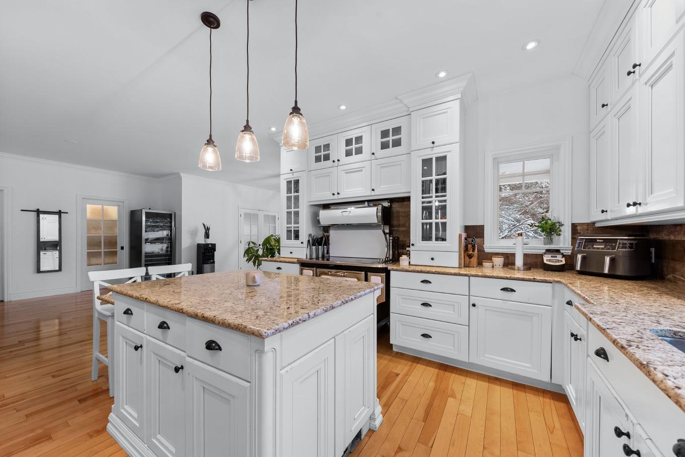 Kitchen - 561 Mtée Bertrand, Saint-Jean-Sur-Richelieu, QC - Indoor Photo Showing Kitchen