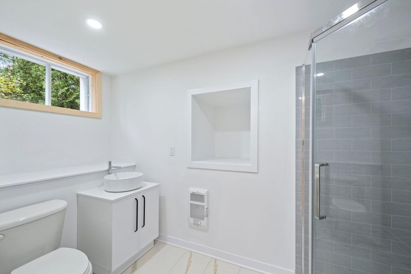 Bathroom - 646 Rue Valiquette, Sainte-Adèle, QC - Indoor Photo Showing Bathroom