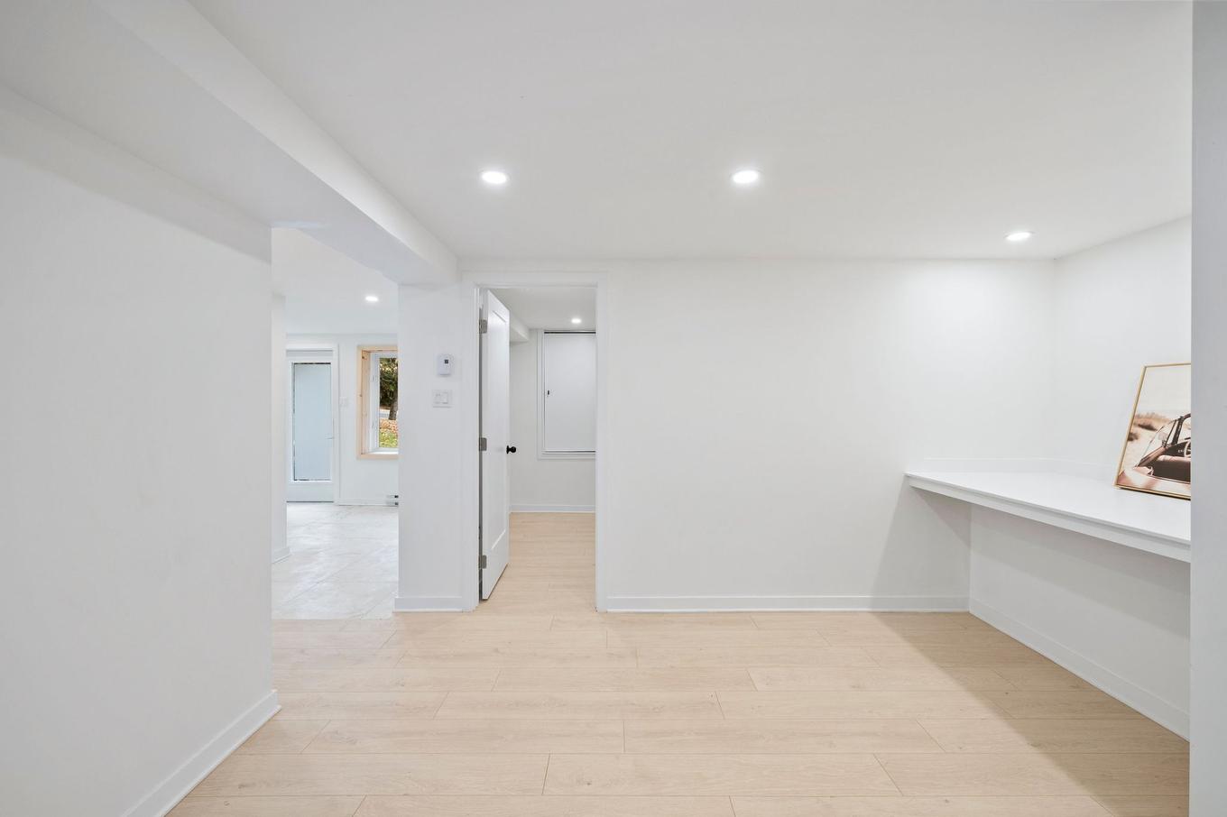 Overall view - 646 Rue Valiquette, Sainte-Adèle, QC - Indoor Photo Showing Other Room