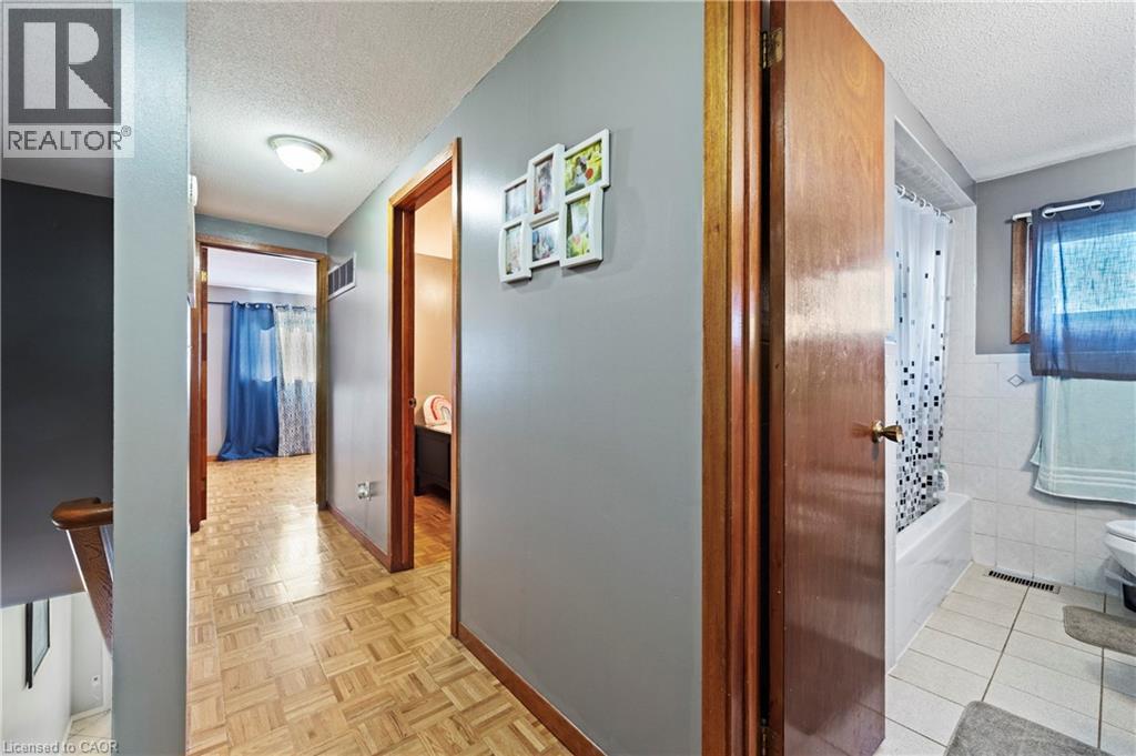 135 West Avenue N, Hamilton, ON - Indoor