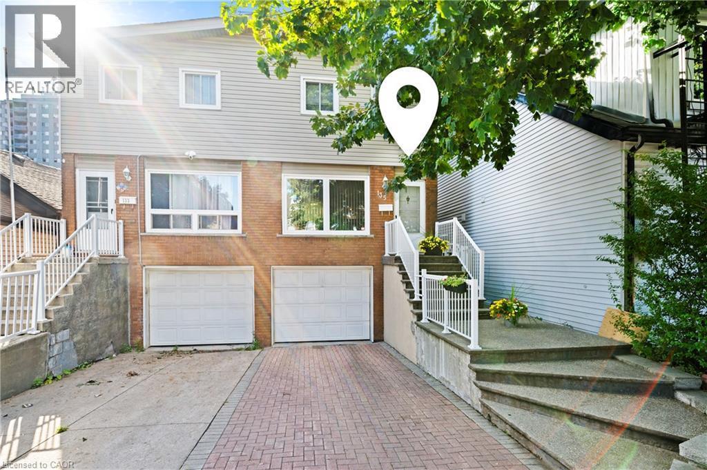 135 West Avenue N, Hamilton, ON - Outdoor