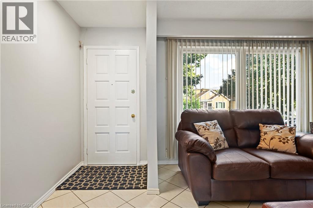 135 West Avenue N, Hamilton, ON - Indoor