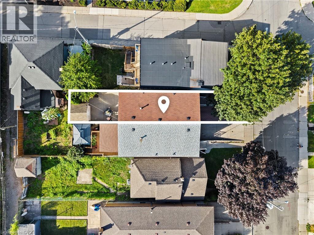 135 West Avenue N, Hamilton, ON - Outdoor