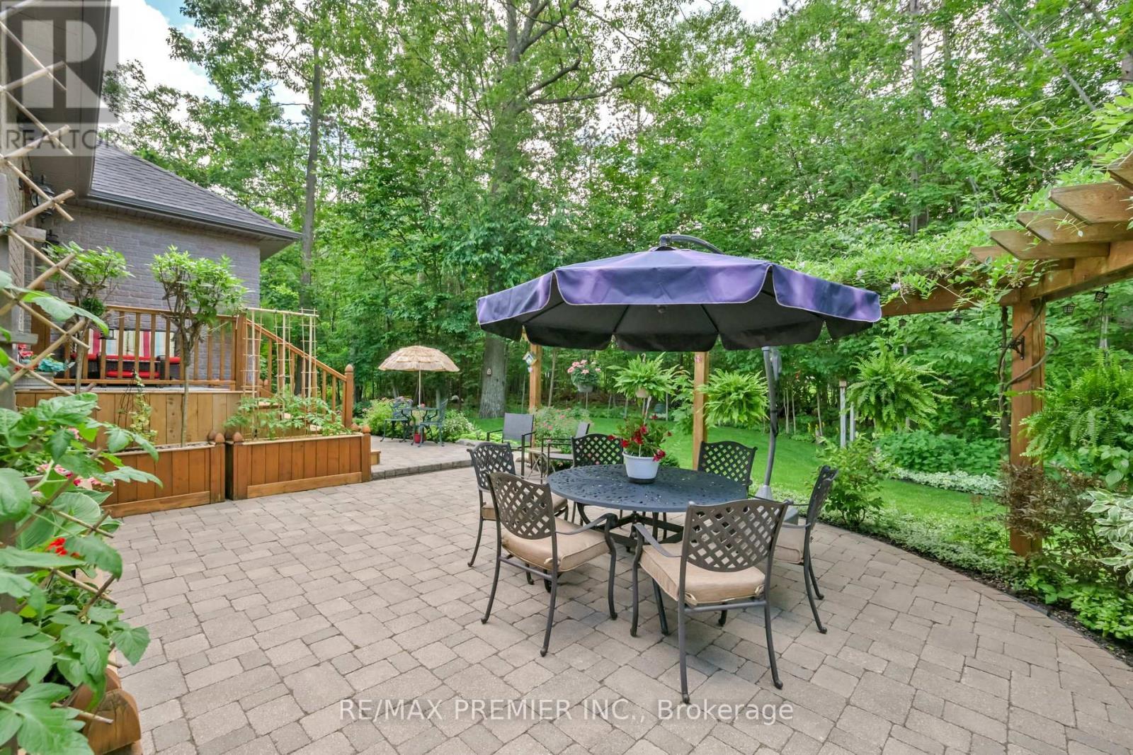 2 Hilltop Court, Springwater, ON - Outdoor With Deck Patio Veranda