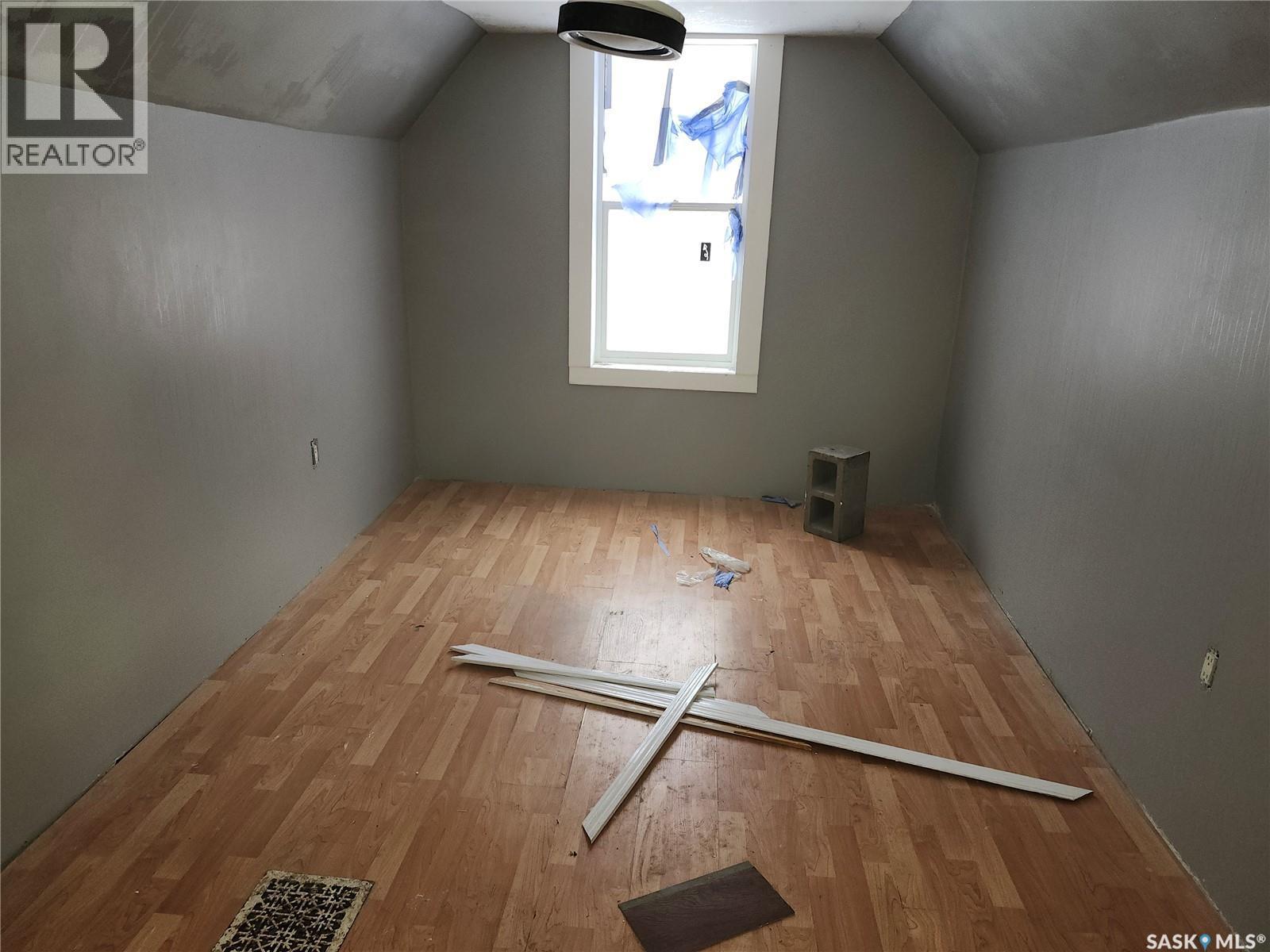 1218 Cameron Street, Regina, SK - Indoor Photo Showing Other Room