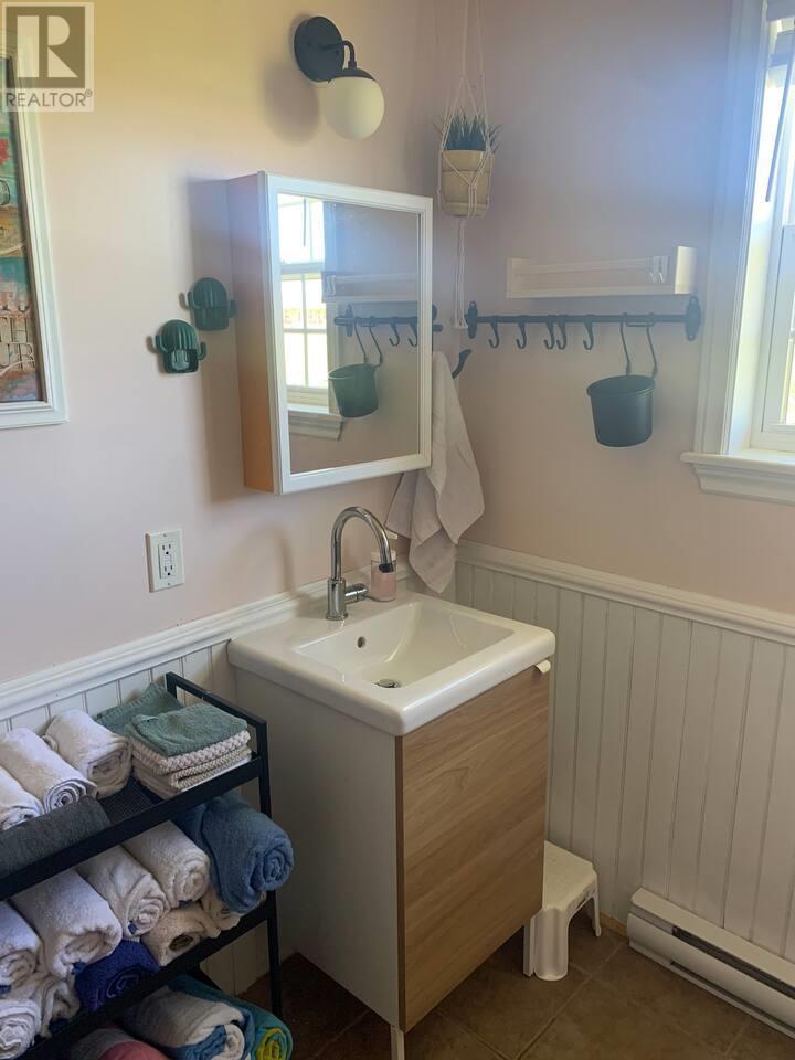 48 Wild Flower Lane, Darnley, PE - Indoor Photo Showing Bathroom