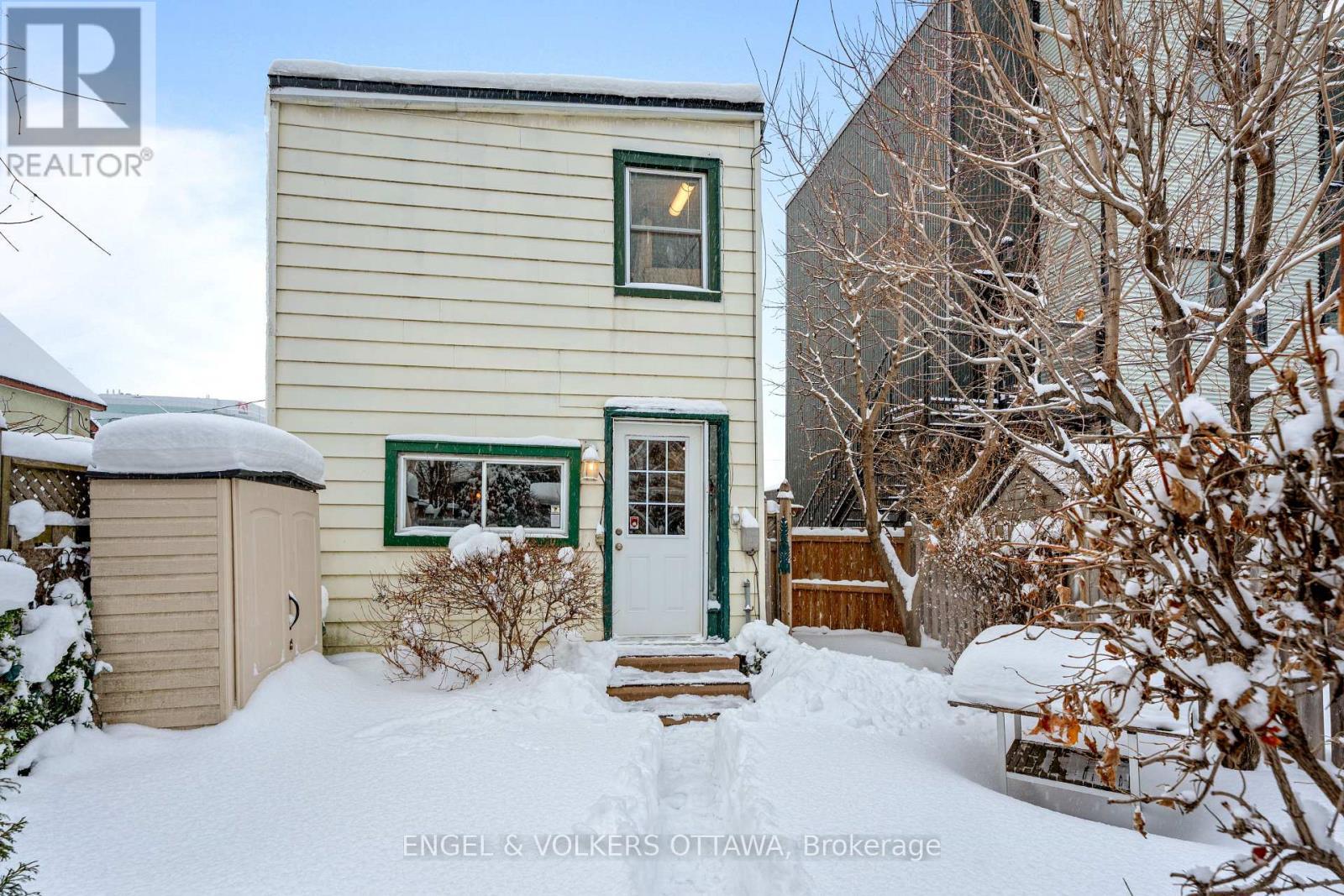 477 Booth Street, Ottawa, ON - Outdoor