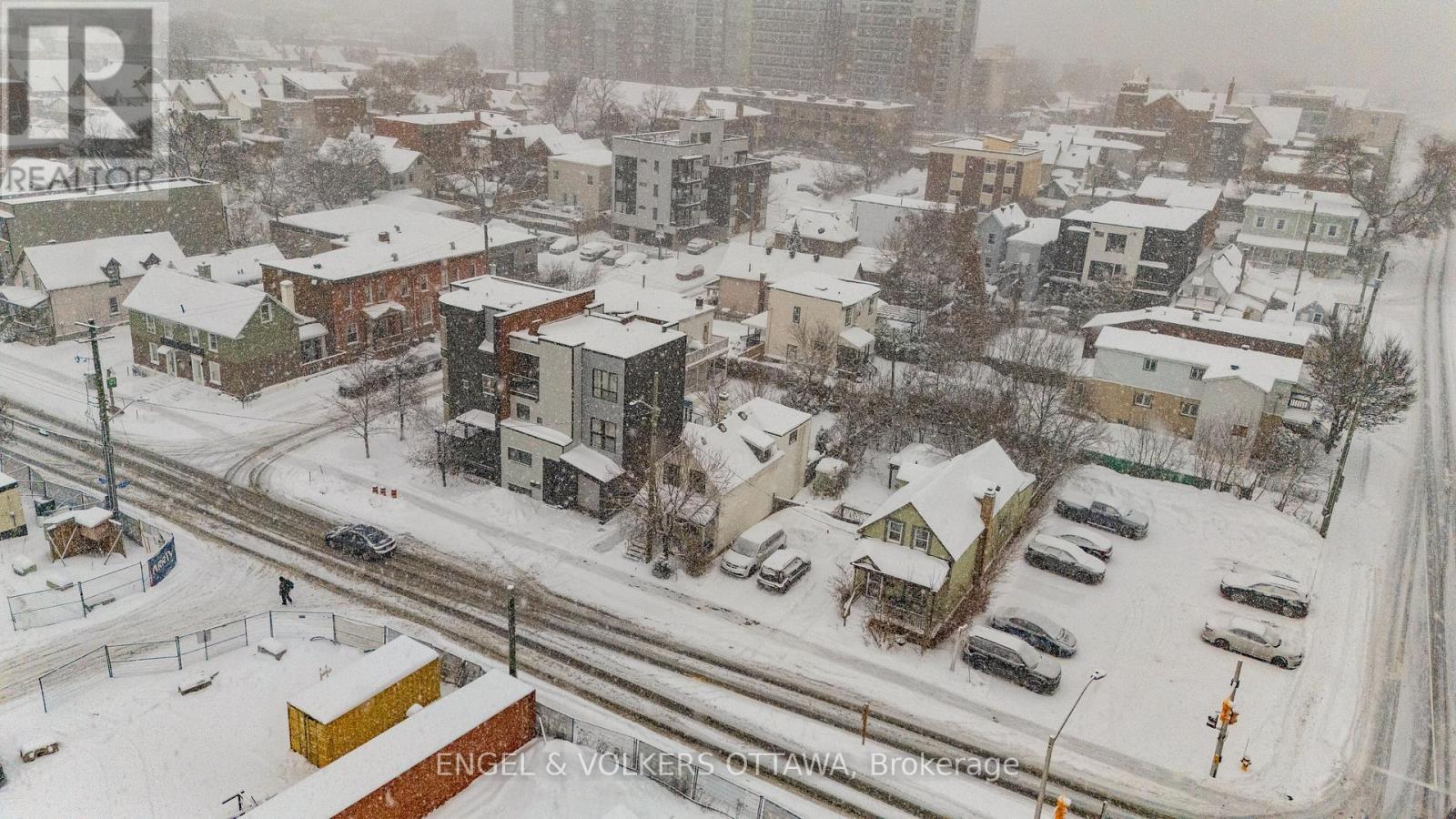 477 Booth Street, Ottawa, ON - Outdoor With View