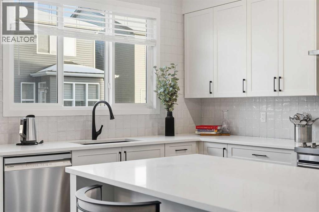 102 Setonstone Manor Se, Calgary, AB - Indoor Photo Showing Kitchen With Upgraded Kitchen