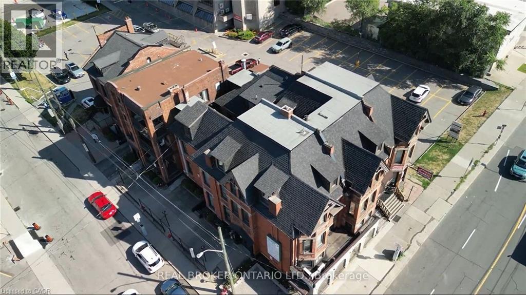 Bird's eye view - 14 Forest Avenue, Hamilton, ON - With View