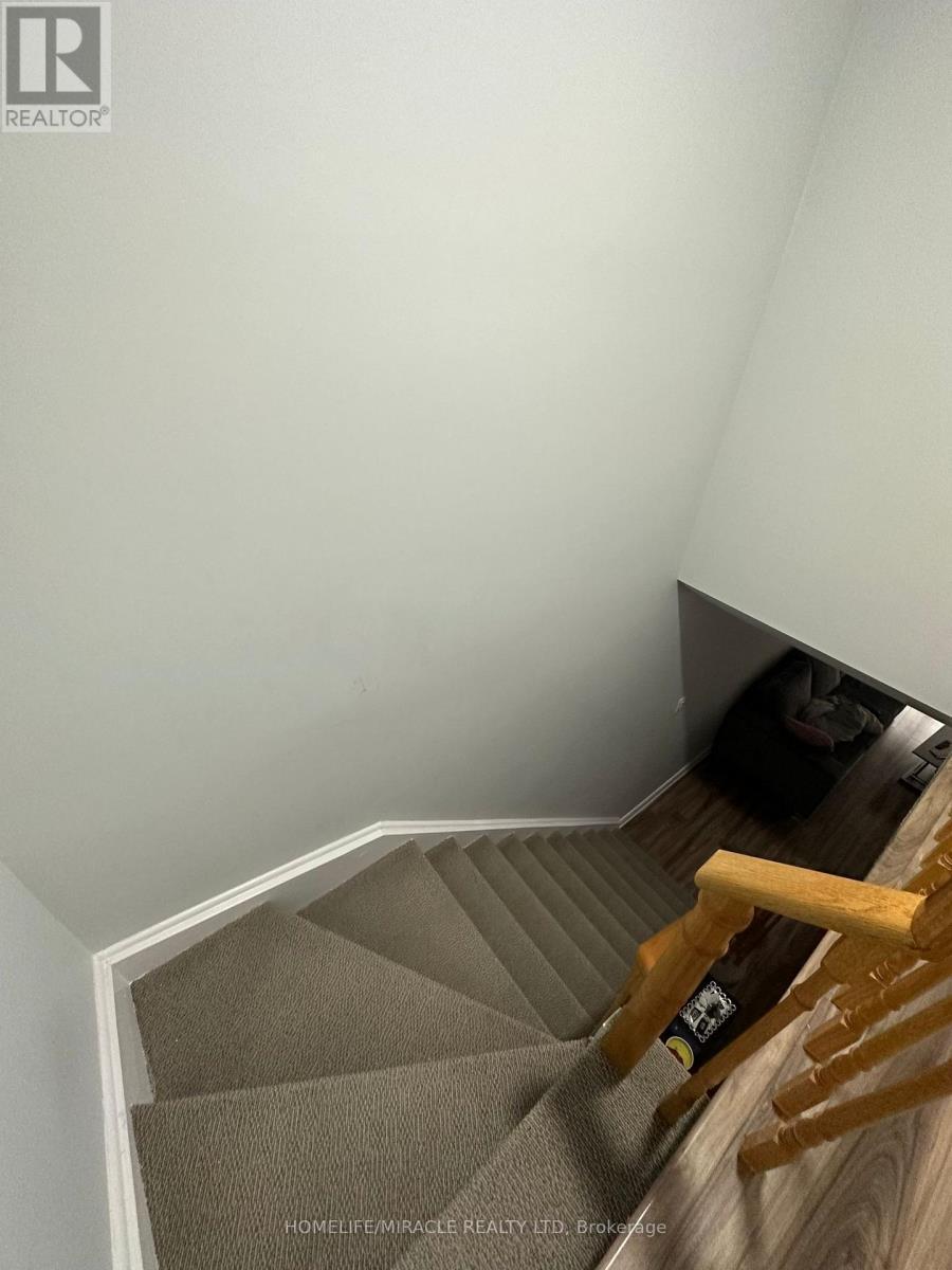 3918 Zenith Court, Mississauga, ON - Indoor Photo Showing Other Room