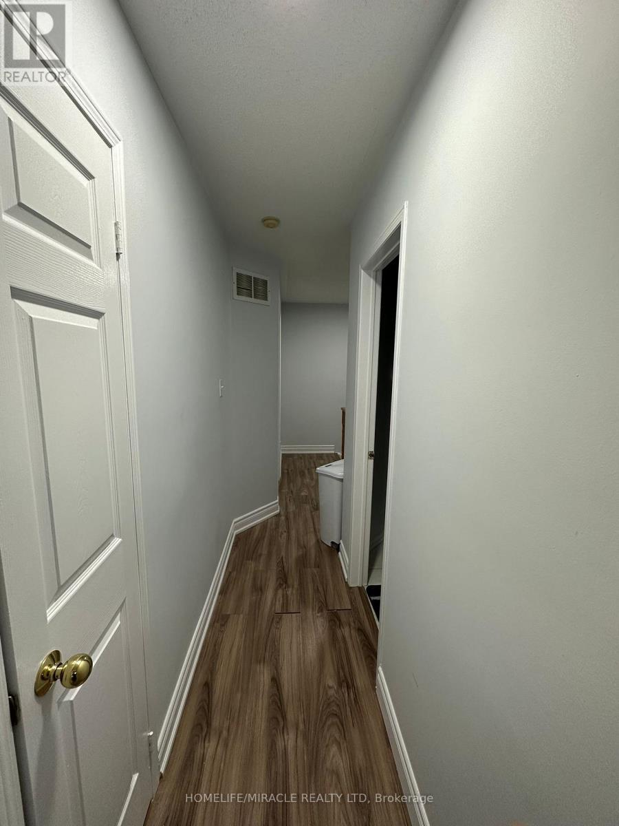 3918 Zenith Court, Mississauga, ON - Indoor Photo Showing Other Room