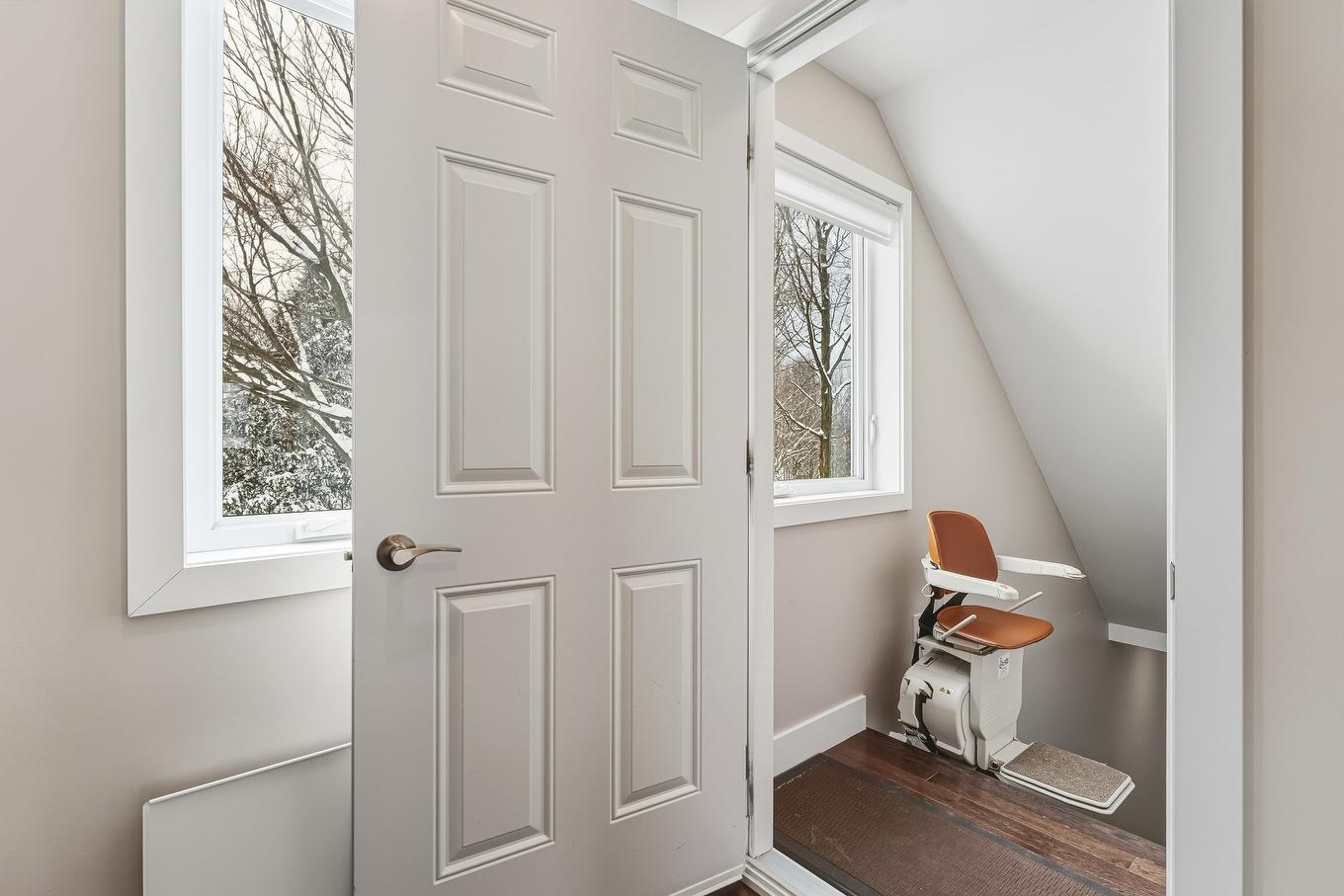 Intergénération - 35 Rue D'Arvida, Granby, QC - Indoor Photo Showing Other Room