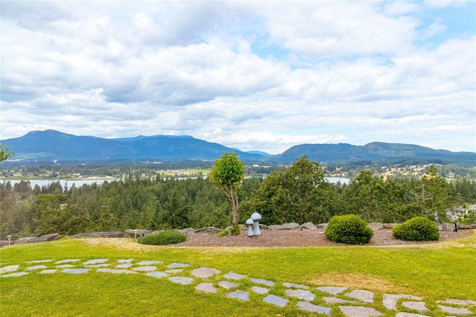 #1-6222 Lower Chippewa Rd, Duncan, BC
