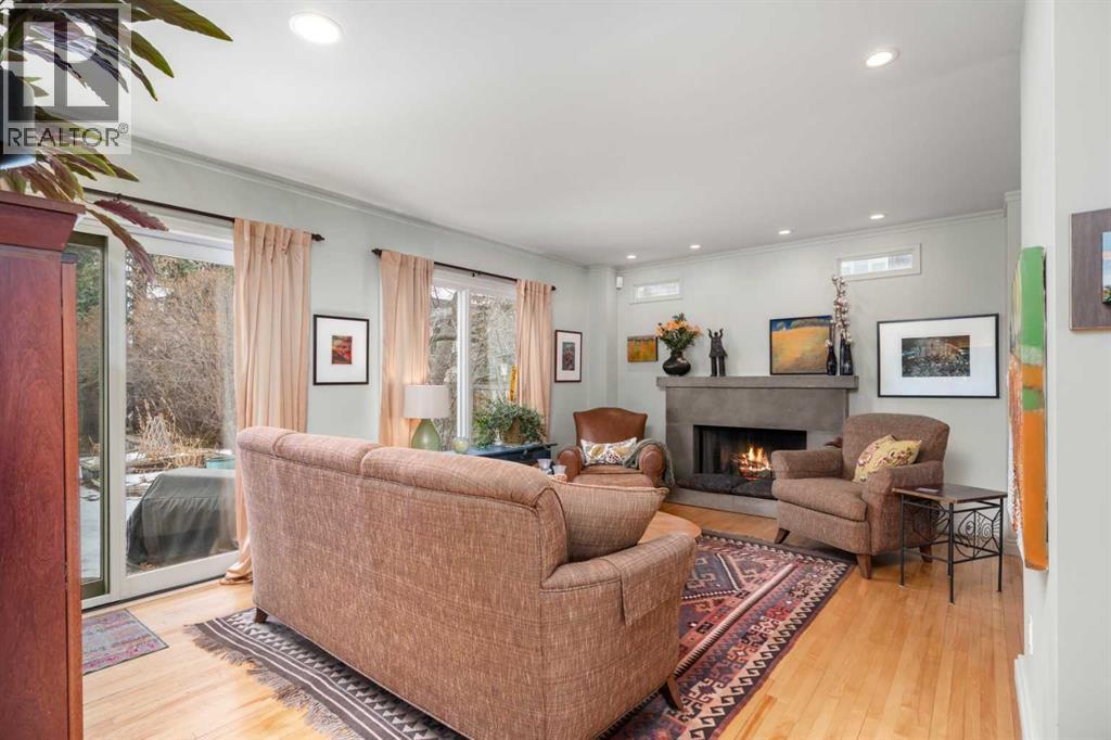 1929 6 Avenue Nw, Calgary, AB - Indoor Photo Showing Living Room With Fireplace