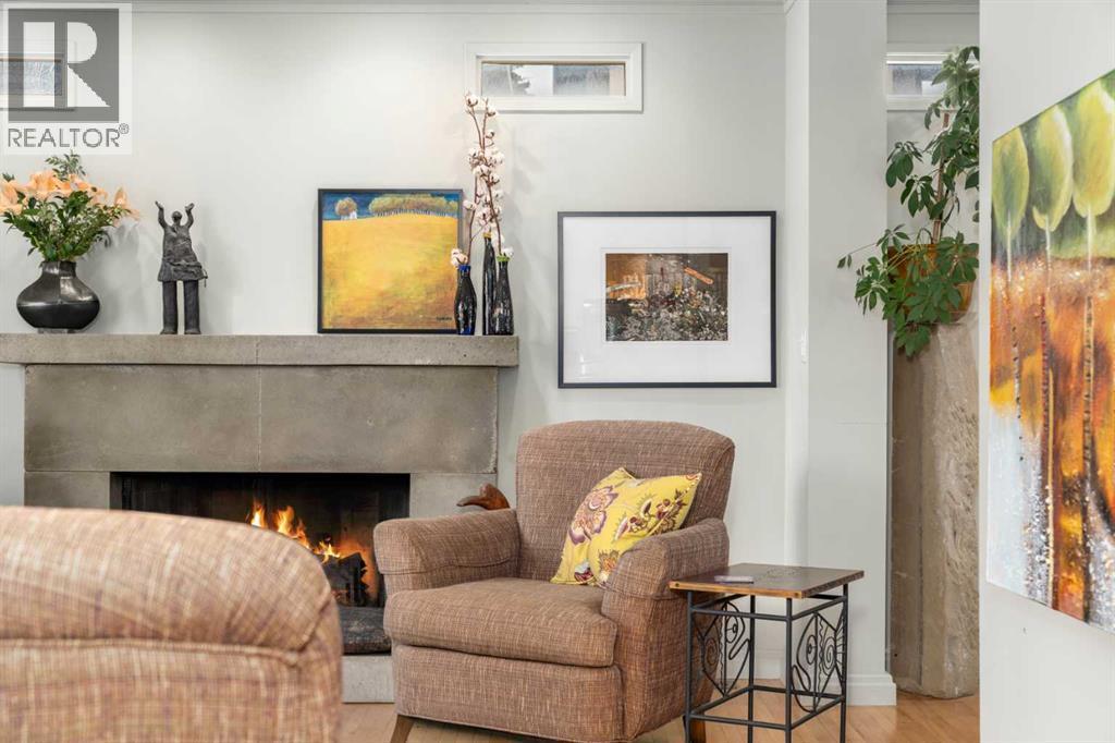 1929 6 Avenue Nw, Calgary, AB - Indoor With Fireplace