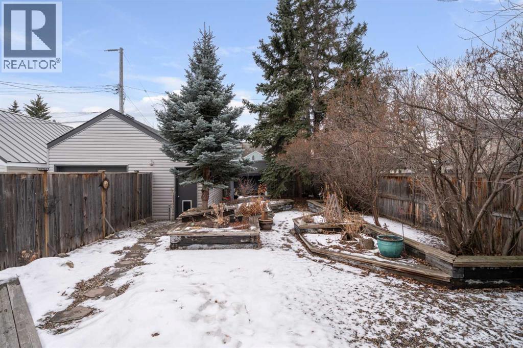 1929 6 Avenue Nw, Calgary, AB - Outdoor