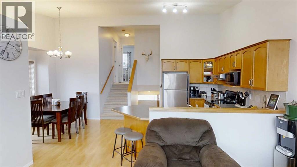 624 51 Avenue, Coalhurst, AB - Indoor