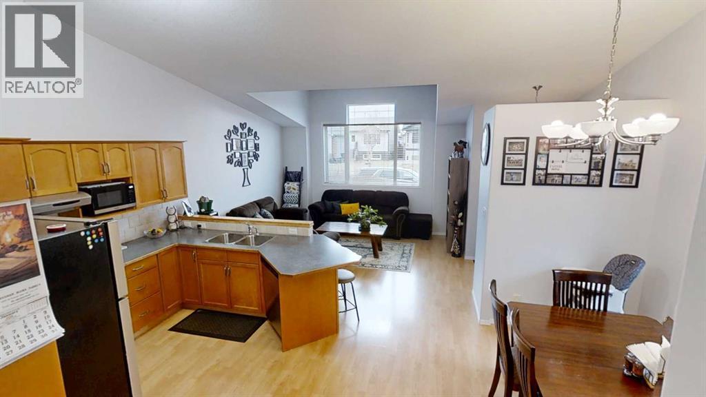 624 51 Avenue, Coalhurst, AB - Indoor