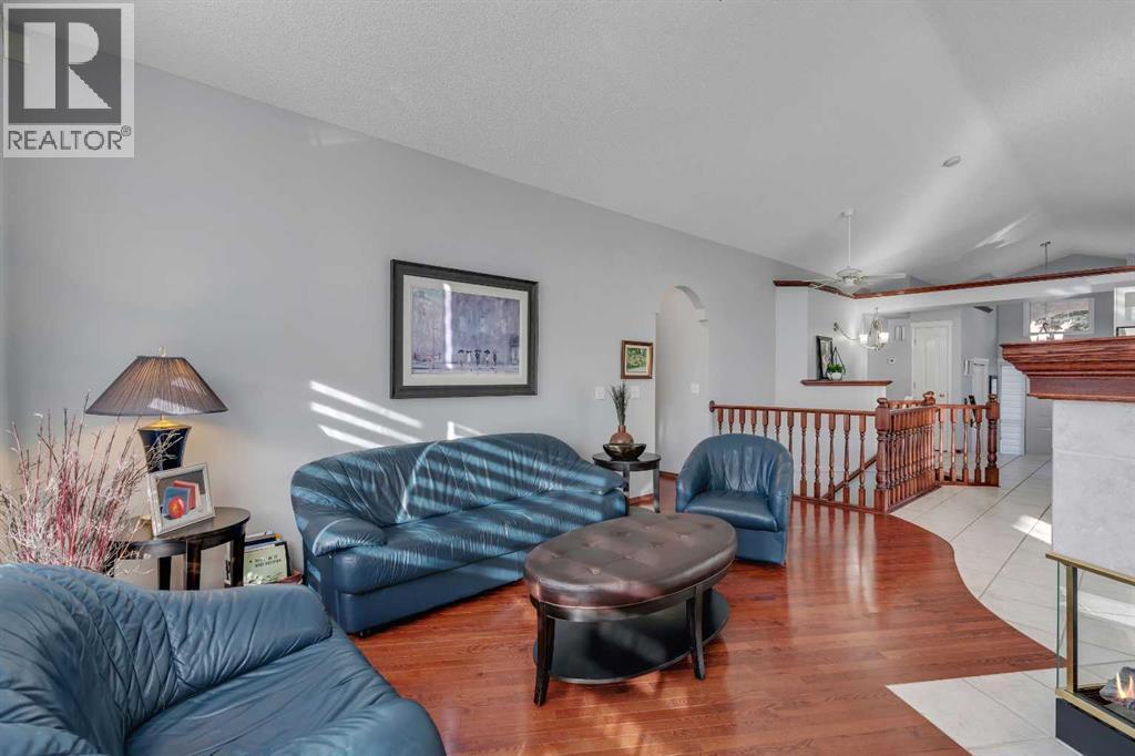 78 Mckenzie Lake Place Se, Calgary, AB - Indoor Photo Showing Living Room