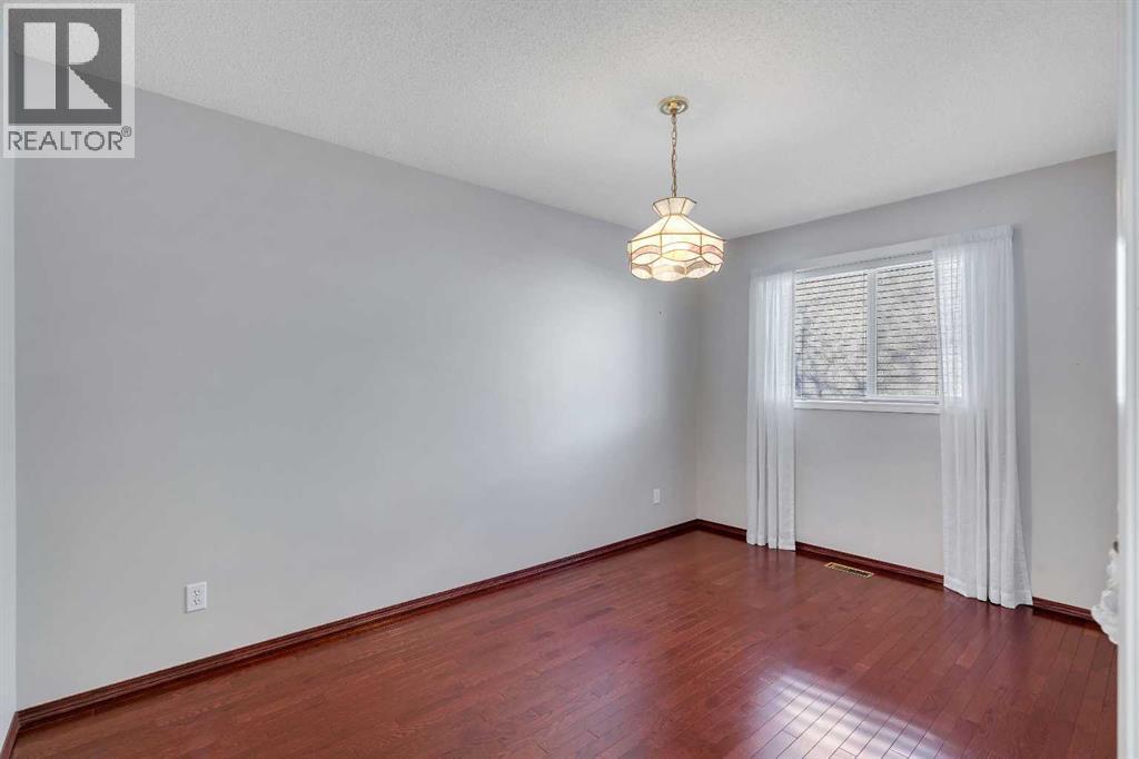 78 Mckenzie Lake Place Se, Calgary, AB - Indoor Photo Showing Other Room