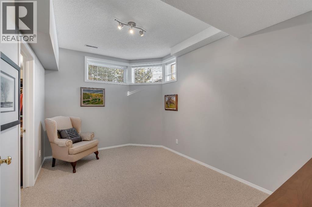 78 Mckenzie Lake Place Se, Calgary, AB - Indoor Photo Showing Other Room