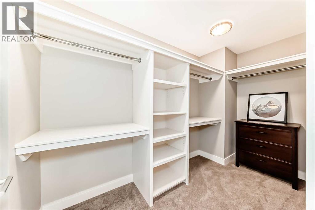 2614 21 Street Sw, Calgary, AB - Indoor