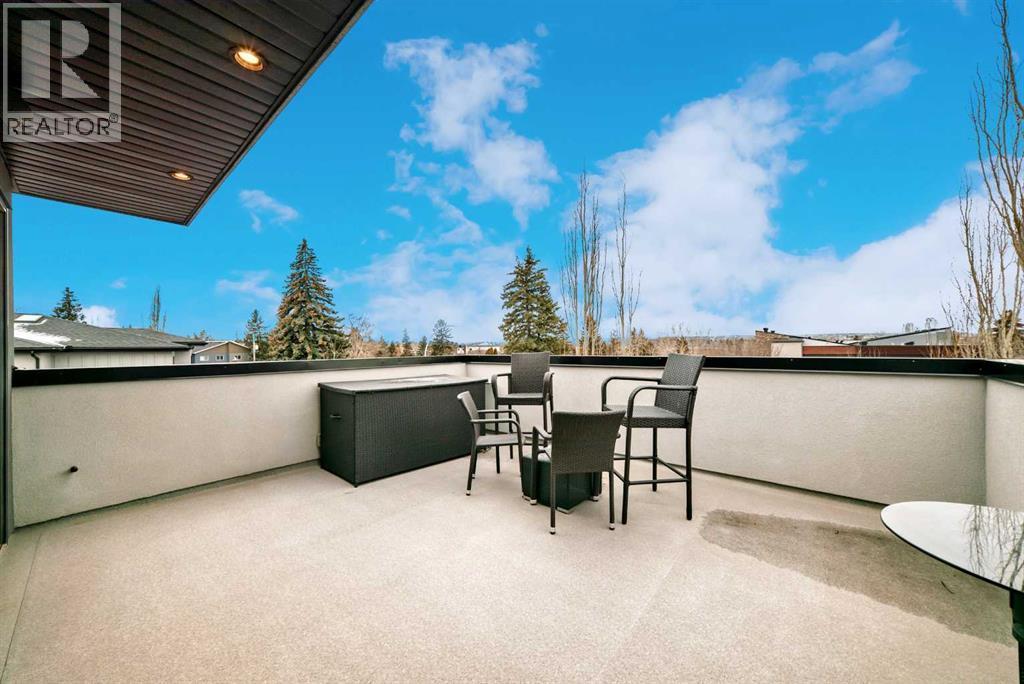 2614 21 Street Sw, Calgary, AB - Outdoor