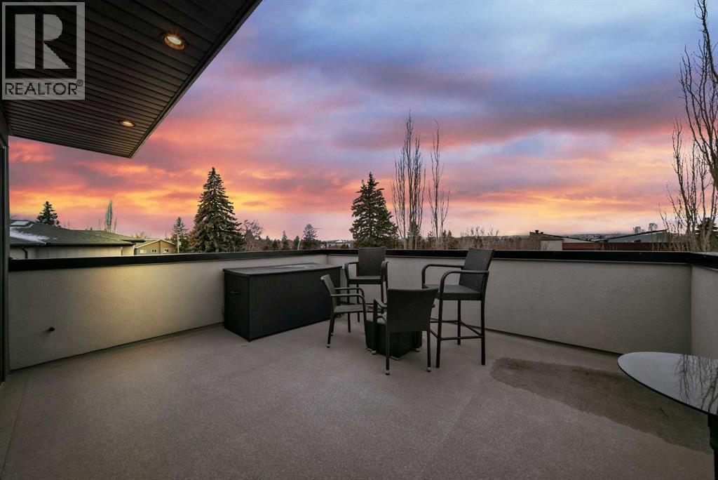 2614 21 Street Sw, Calgary, AB - Outdoor