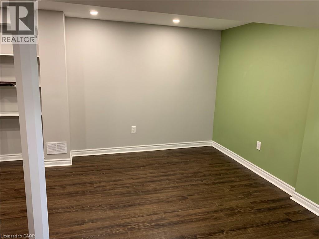 866 Francine Crescent, Mississauga, ON - Indoor Photo Showing Other Room