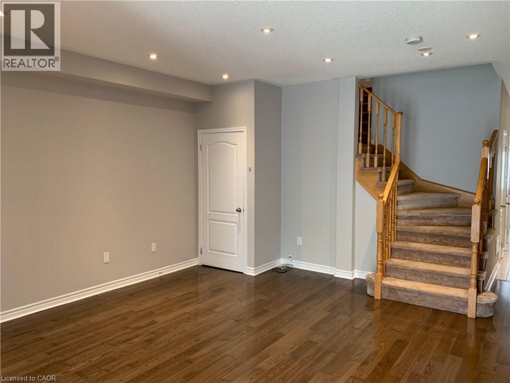 866 Francine Crescent, Mississauga, ON - Indoor Photo Showing Other Room