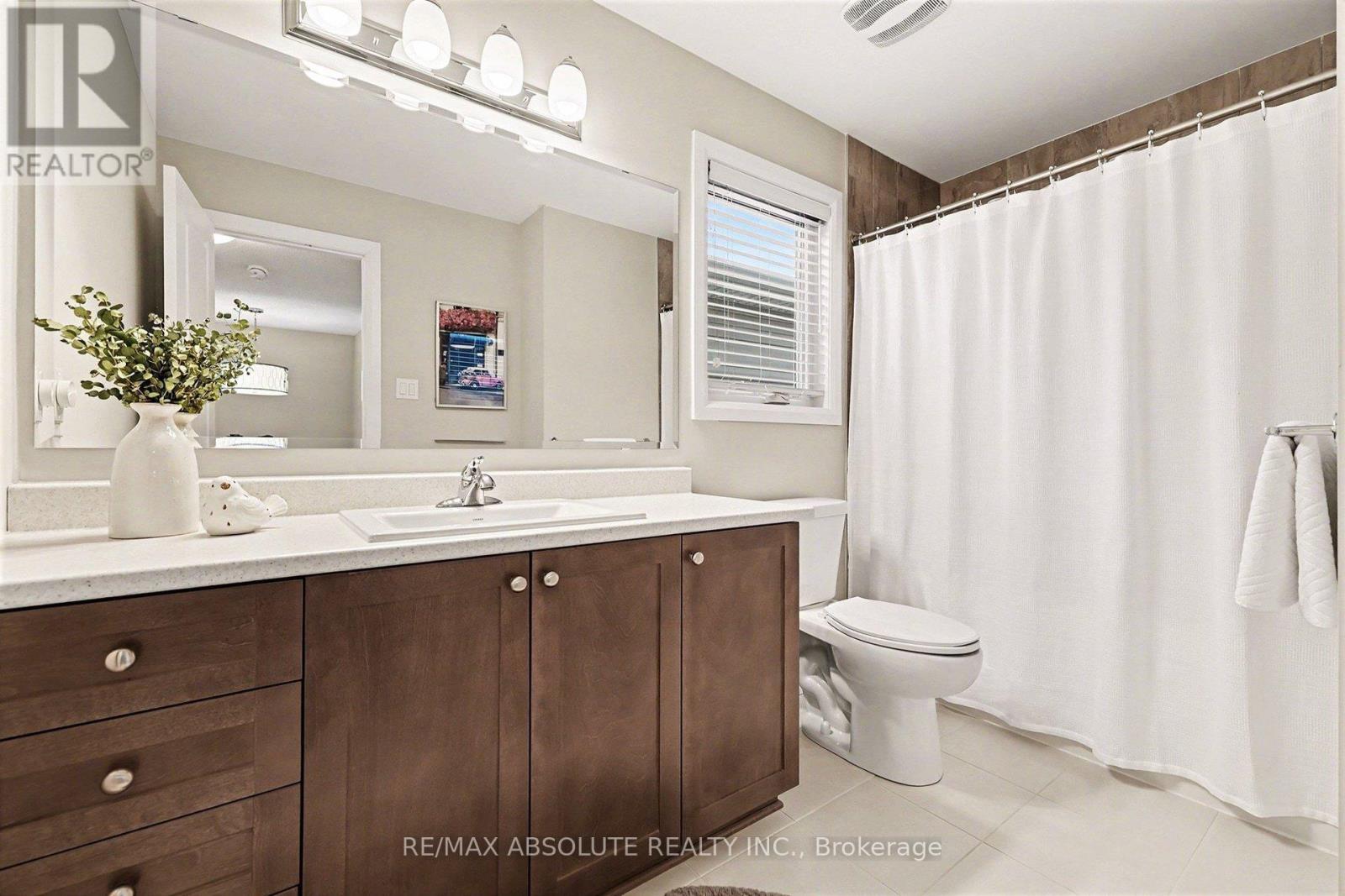 633 Geranium Walk, Ottawa, ON - Indoor Photo Showing Bathroom