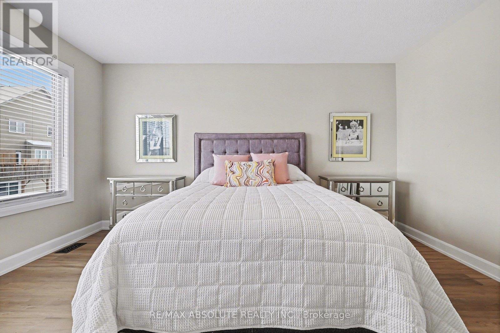 633 Geranium Walk, Ottawa, ON - Indoor Photo Showing Bedroom
