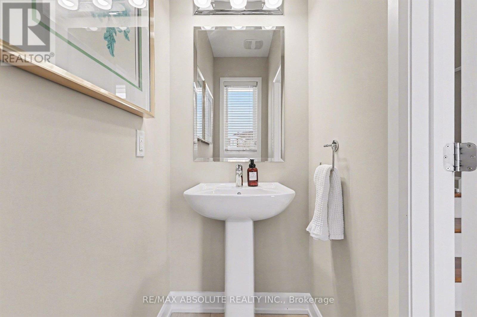 633 Geranium Walk, Ottawa, ON - Indoor Photo Showing Bathroom