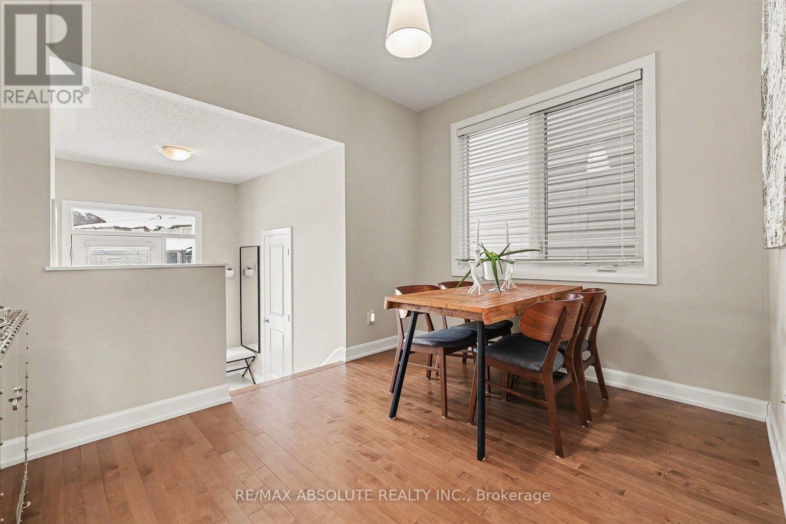 633 Geranium Walk, Ottawa, ON - Indoor Photo Showing Dining Room