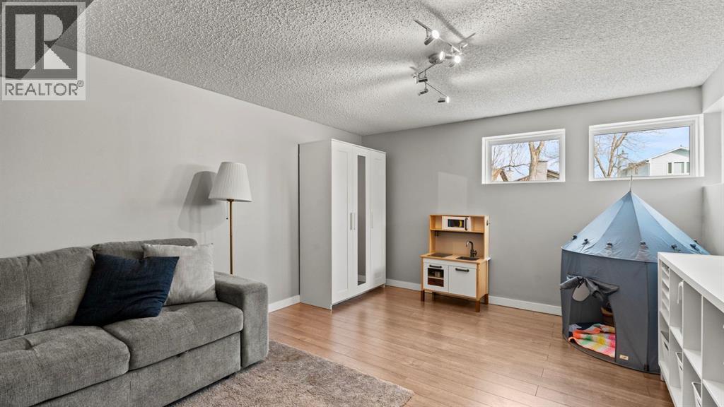 161 Macewan Glen Drive Nw, Calgary, AB - Indoor