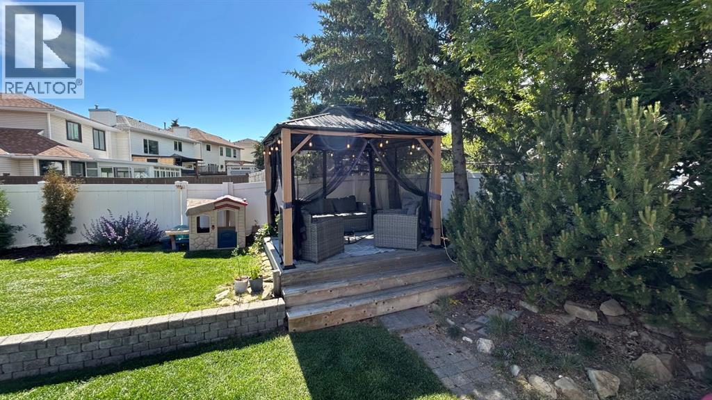 161 Macewan Glen Drive Nw, Calgary, AB - Outdoor