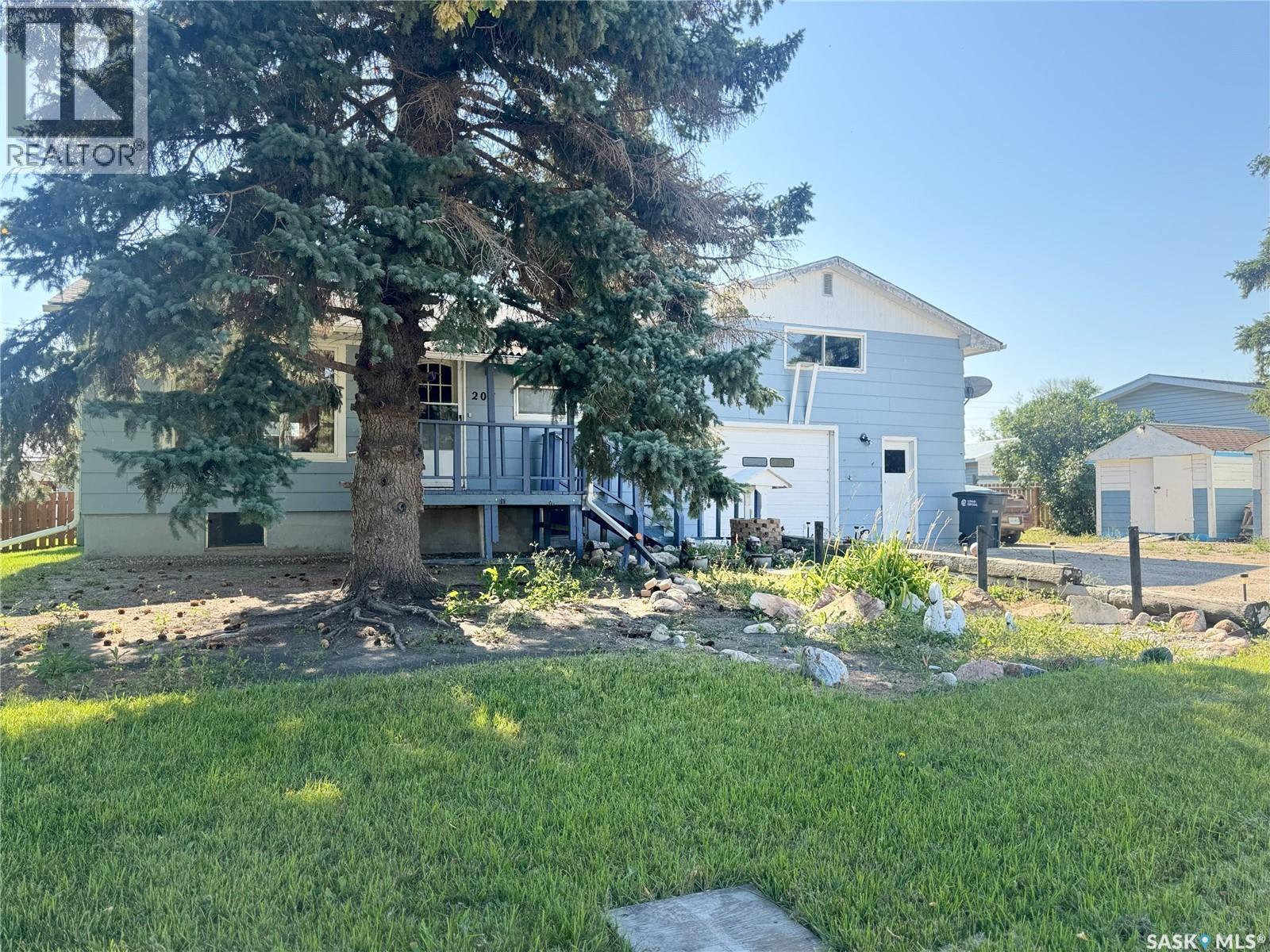 209 Francis Street, Francis, SK - Outdoor