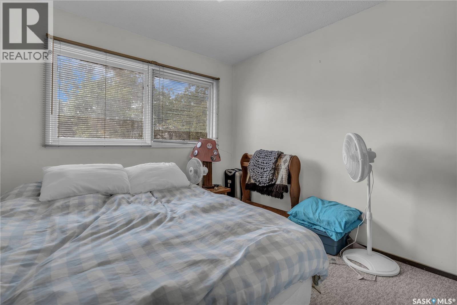 110 Salemka Crescent, Regina, SK - Indoor Photo Showing Bedroom
