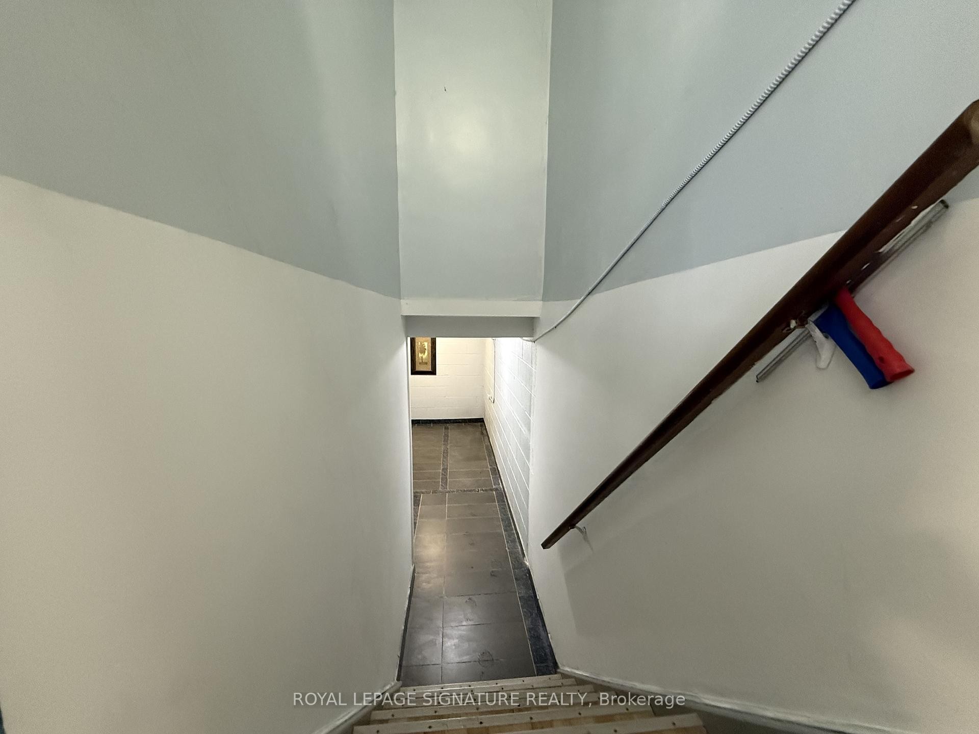 1195 Lakeshore Road E, Mississauga, ON