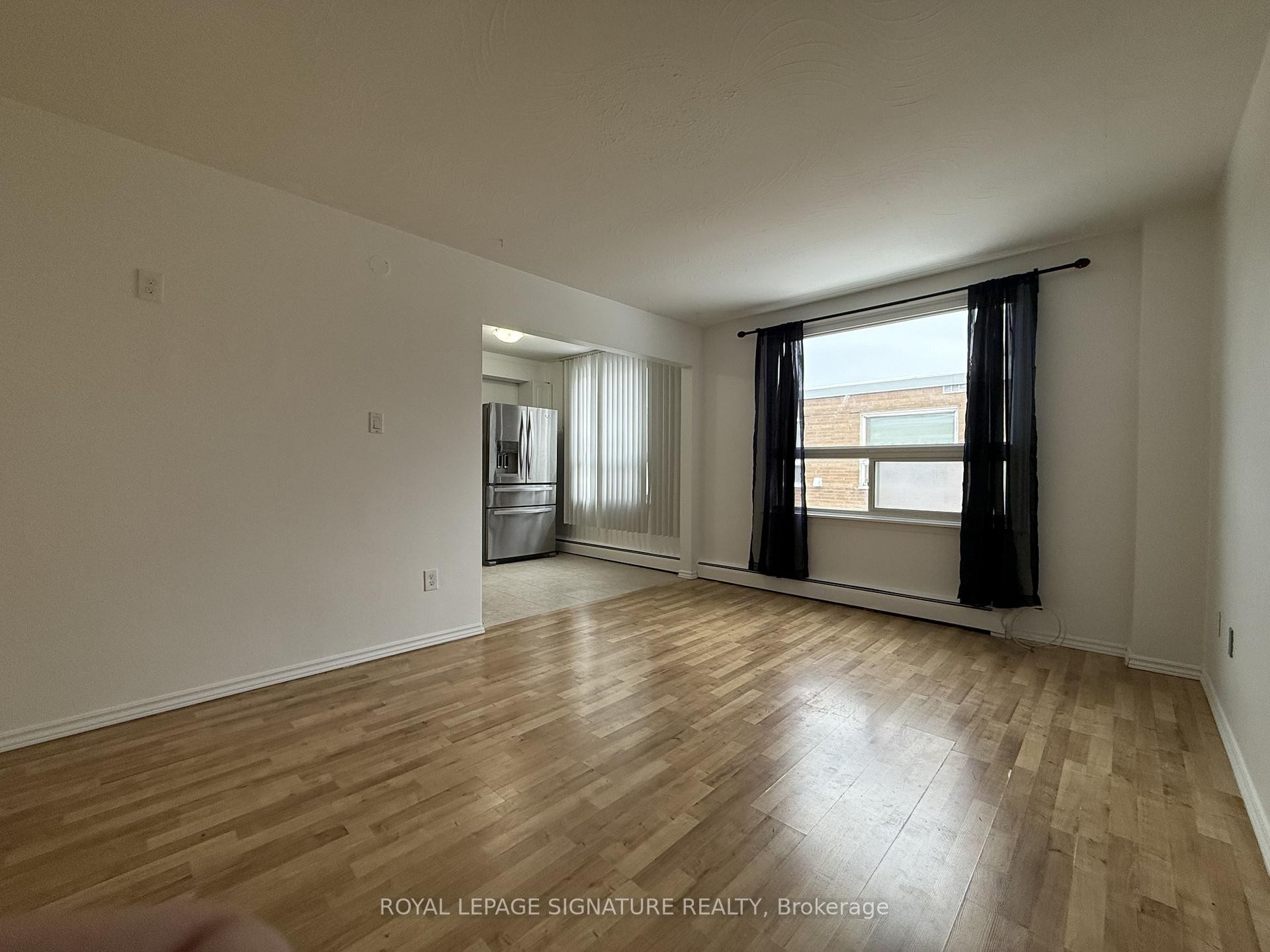 1195 Lakeshore Road E, Mississauga, ON